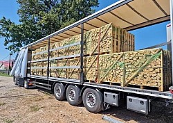 1LKW (50 M³) = 2000€